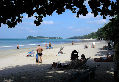  narrow isle with a backbone of forested mountains together with a dozen or hence pretty squeamish beaches Bangkok Thailand Travel Map & Things to do in Bangkok : Ko Lanta