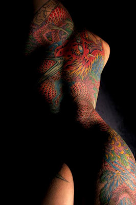 Irezumi, Flash Japanese Tattoo Designs, Back Tattoo, Yakuza TattooTraditional irezumi is still done by specialist tattooists, but it is painful, time-consuming and expensive: a typical traditional body suit (covering the arms, back, upper legs and chest, but leaving an untattooed space down the center of the body) can take one to five years of weekly visits to complete and cost in excess of US$30,000.  Irezumi, Flash Japanese Tattoo Designs, Back Tattoo, Yakuza Tattoo