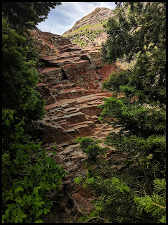 I came to this rock in front of me on the trail to the end of Broads Fork.  I know around this you can get great views of Dromedary Peak, but for some reason it seemed not smart to climb this alone.  I can easily see a path up, but whether it was the drop off on the right that freaked me out, or the unknown of what's just past this but here is where I turned around. There was gorgeous views of the 3 mountains on the way from the Meadow to here, but it was obvious.that this section of the trail was much less traveled.