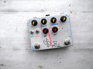 FuzZ-2 Bass [V2.0] with Dry Blend, Mids-EQ, & Octave-up function