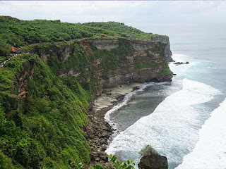 Inilah Tempat Wisata Yang Searah Dengan Uluwatu Bali