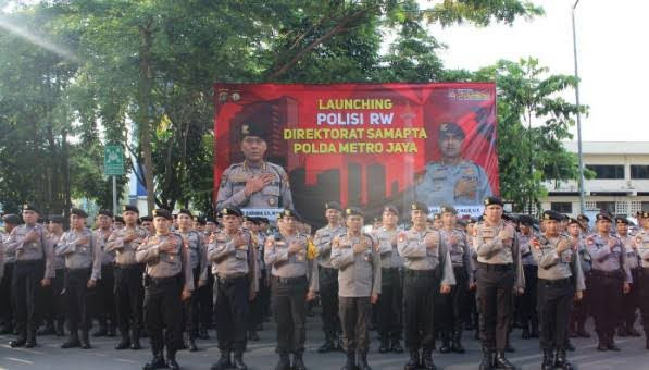 Karo SDM Pimpin Apel Pagi Gabungan Personil Polda Maluku, Ini Arahannya