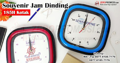 Dinding Dekorasi Wall Decor, Jam dinding promosi kotak cetak logo, Souvenir Promosi Jam Dinding 185H, Jam Dinding Quart 185H, Jam dinding Custom Logo