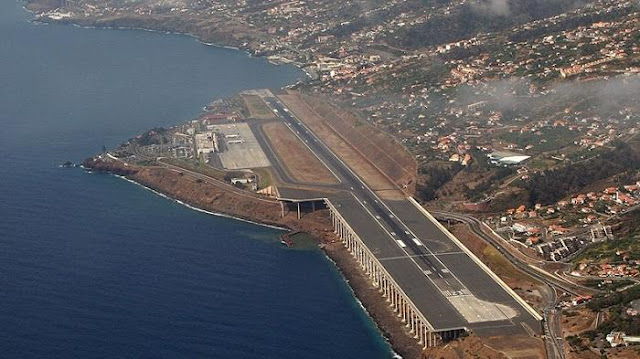 Bandara Madeira