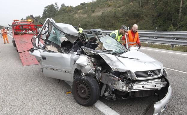 Beceite, coche, siniestro total, accidente, túnel