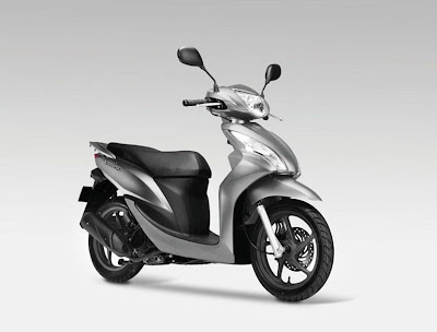 Honda Vision 110 (2012) Front Side