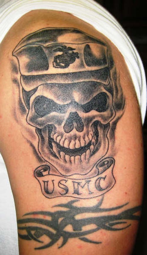 Skull Tattoos Posted by iri at 601 PM 1 comments