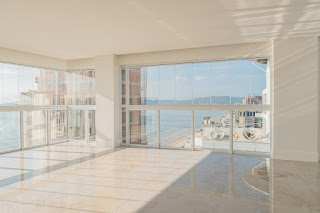 4 suites, vista mar, Meia Praia, Itapema- SC