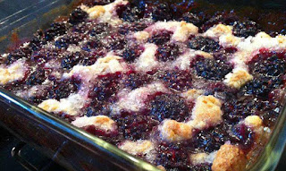 HOMEMADE KENTUCKY BLACKBERRY COBBLER