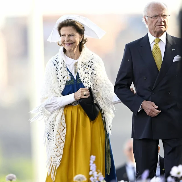 Crown Princess Victoria, Princess Estelle, Princess Sofia, Princess Madeleine, Princess Leonore, Princess Adrienne