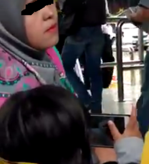 Woww Anak Balita Nonton Video Gituan