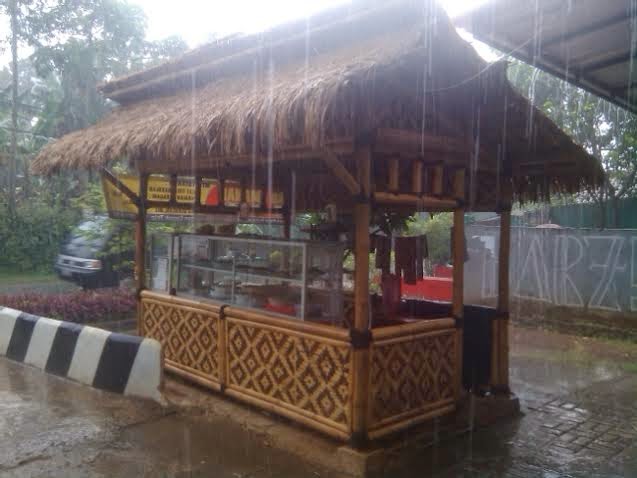 081387245587 Jasa Saung-Gazebo Bambu Kayu Kelapa Jakarta 