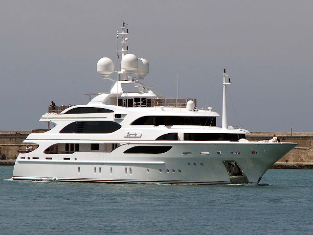 Superyacht I Dynasty, IMO 9503641, porto di Livorno