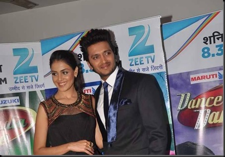 Riteish Genelia promote 'Tere Naal Love Ho Gaya' at 'Dance India Dance 3'4