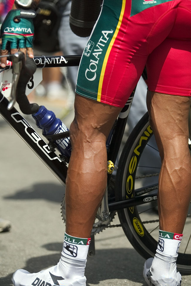 Cyclist Bulge amazing legs on this guy bulging veins