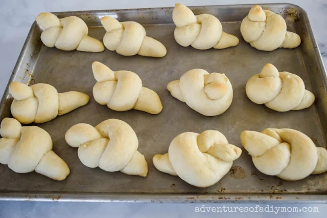 partially baked garlic knots