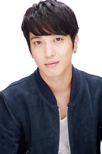 Jung Yong Hwa (CNBlue) đẹp trai và lịch lãm