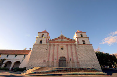 Old Mission, Santa Bárbara, California. (Jay Sinclair)