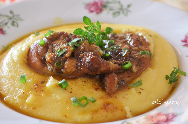 Frango ao Molho com Polenta