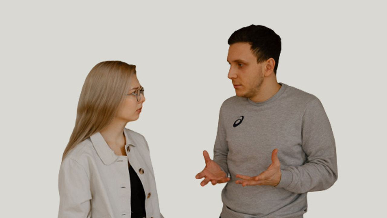 The debate does not make a relationship.