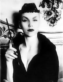 Fotografías de Vampira (Maila Nurmi)