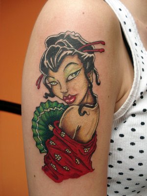 Amazing Female Shoulder Tattoo With Japanese Geisha Tattoo Design Picture 3