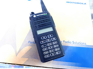 HT Handy Talky Motorola CP1660 VHF 136-174MHz Seken Mulus Fullset Eks Garansi Resmi