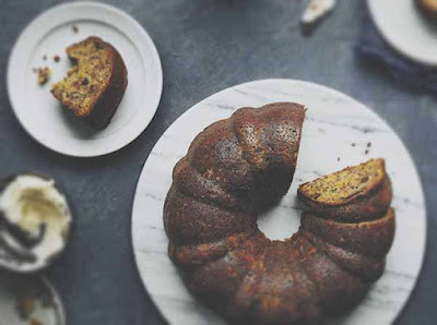 Chrissy Teigen’s Banana Bread - Famous Recipe