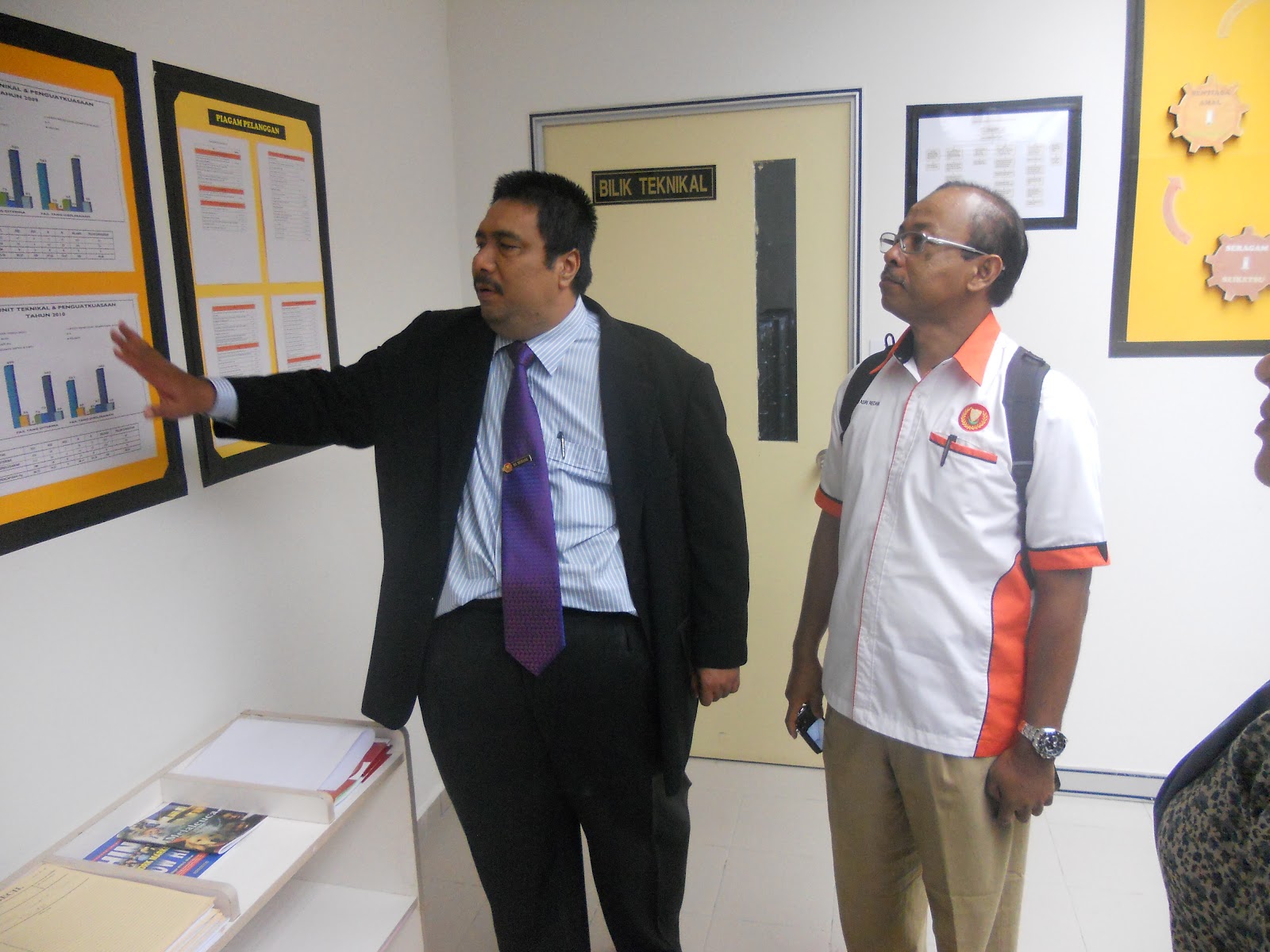 Semangat Jati Redha PtkS: LAWATAN 5S ANGGOTA PEJABAT TANAH ...