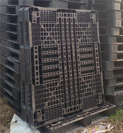 pallets nhựa 1100*1300