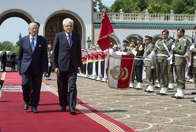 Mattarella: "Per la Libia serve una soluzione politica, UE contribuisca a pacificazione"