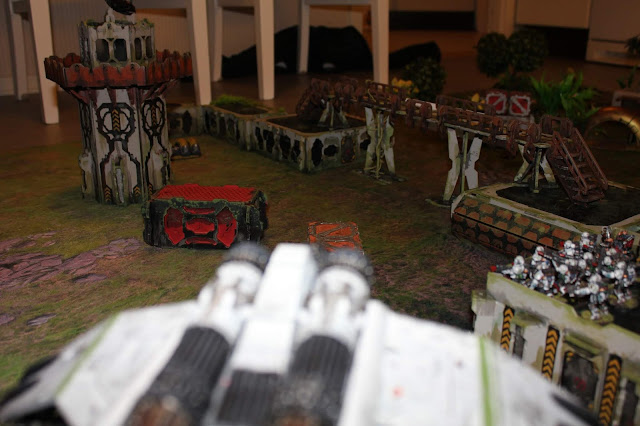 Warhammer 40k battle report - Chapter Approved 2018 - Eternal War - Cut Off The Head: Tyranids vs Militarum Tempestus and Assassins - 1500 points