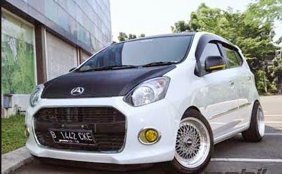 Gambar modifikasi body mobil daihatsu ayla dan stiker 