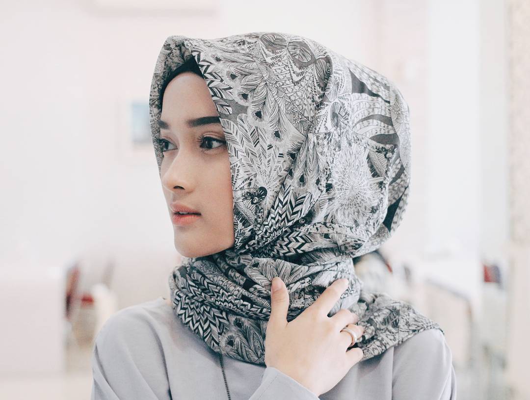 45 Model  Hijab  Terbaru 2022 Simple Modern Elegan