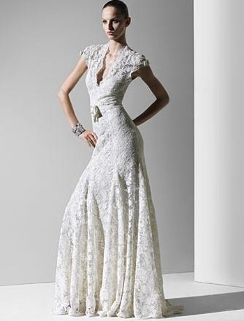 monique lhuillier wedding dresses with lace
