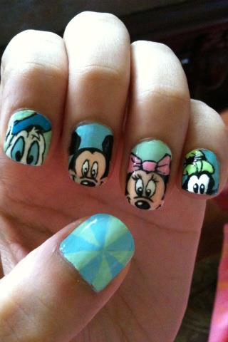 Mickey mouse nail polish style for teen girls