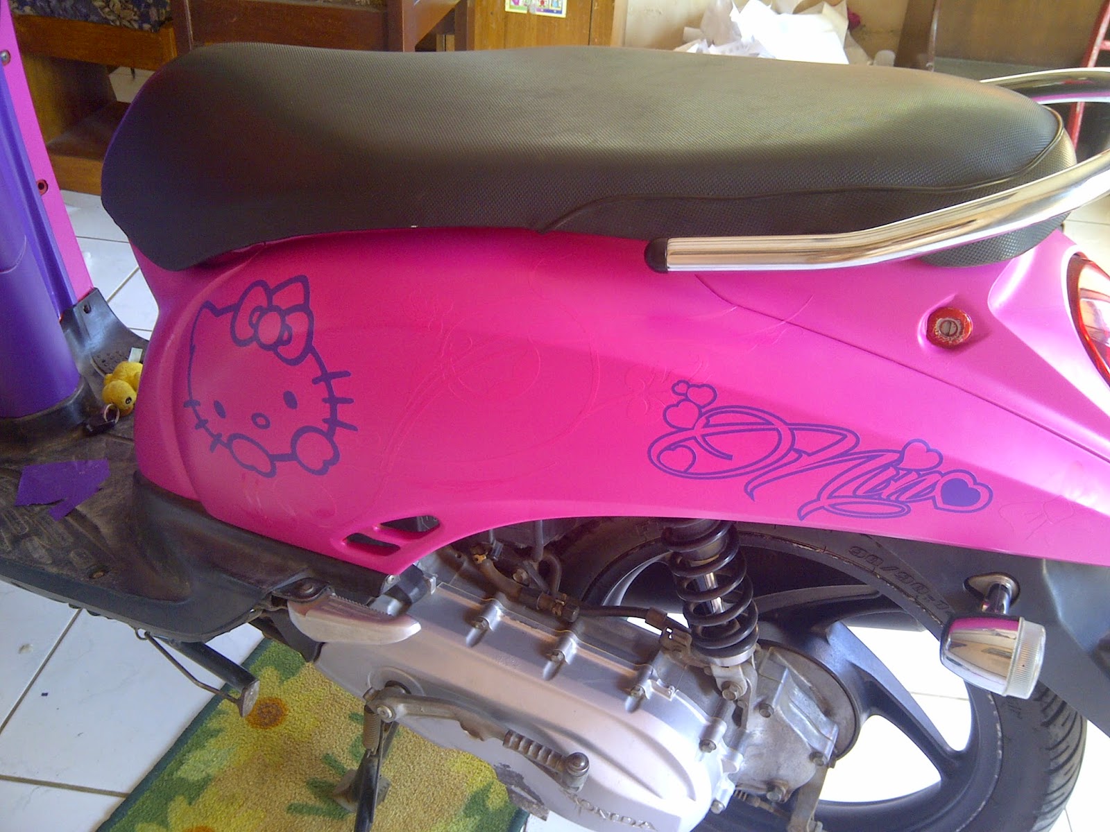 100 Modifikasi Motor Scoopy Warna Pink Terunik Bengkel Kroto