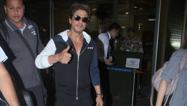 Shahrukh Khan was treated at the airport!