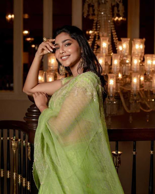 Aishwarya Leshmi gorgeous in green saree For trailer launch of Gatta Kusthi