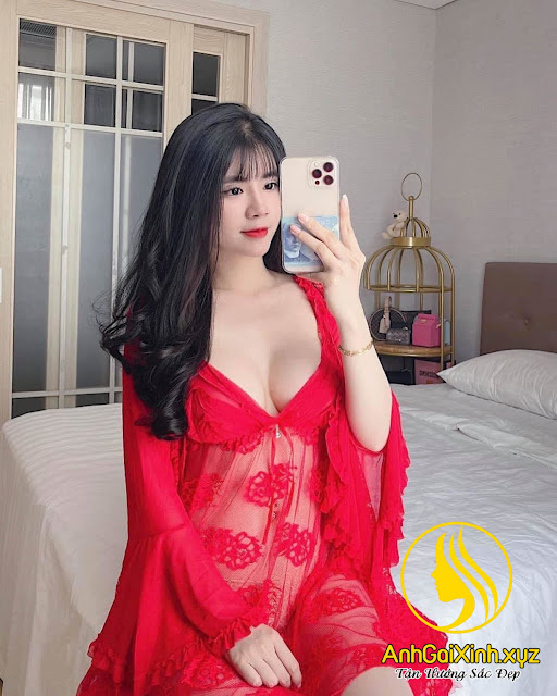 Top 40+ ảnh Phan Trang sexy - cô gái nóng bỏng đến lộ clip nóng.