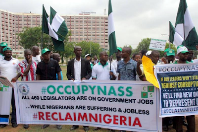 Anti saraki protesters in Abuja calls for him to resign folloing cct trial