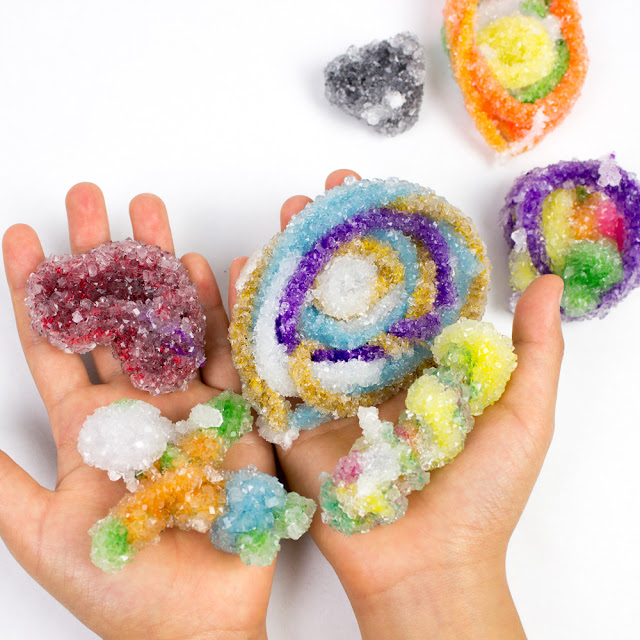 how to make borax crystals grow on pipe cleaners to create art sculptures