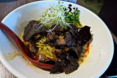 Uma Uma Ramen, black truffle tamago sauce ramen