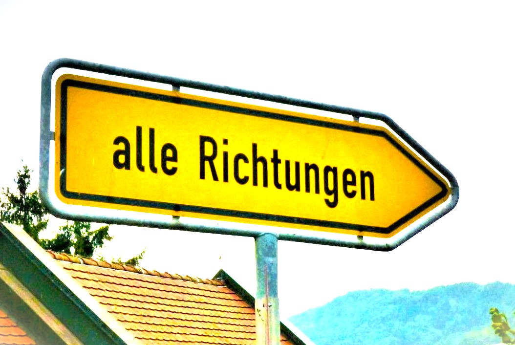Traffic sign “Alle Richtungen” (“All directions”)