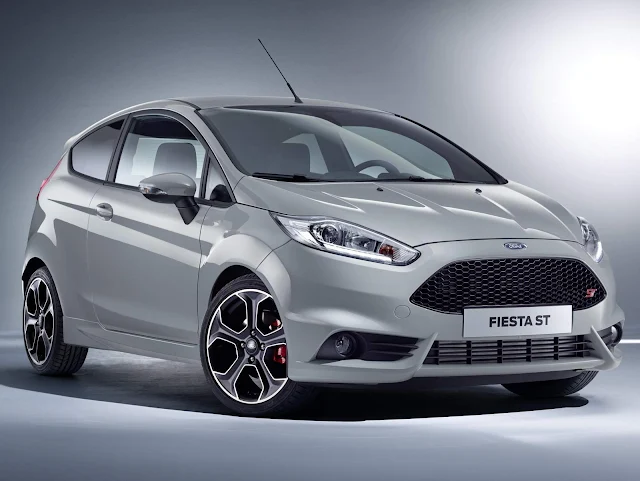 novo Ford Fiesta ST 200