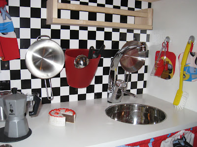 Ikea Play Kitchen on Mcqueen  Play Kitchen     Livemodern  Your Best Modern Home