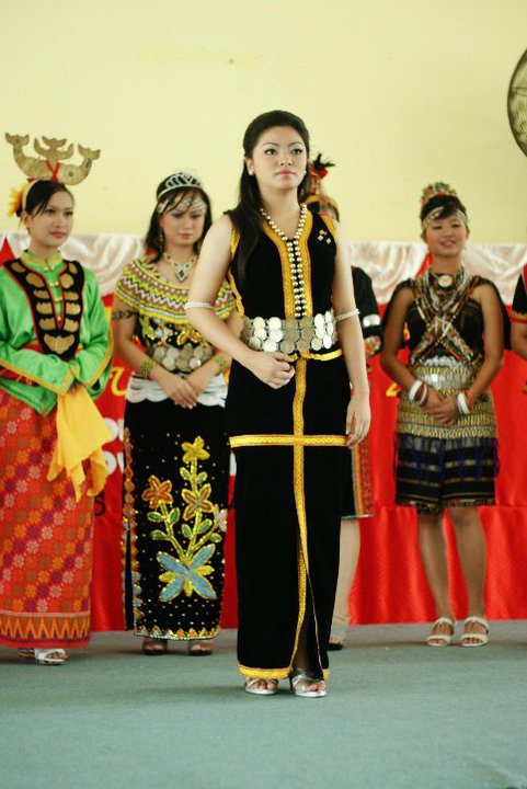 Stane Blogs Koleksi Pakaian Suku Kaum Di Sabah Sarawak