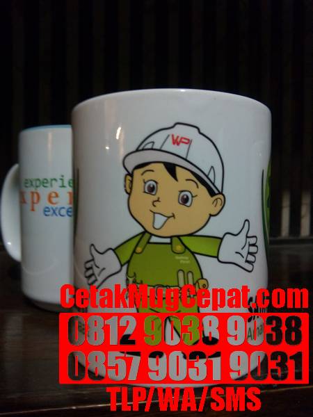 DESAIN MUG YANG UNIK