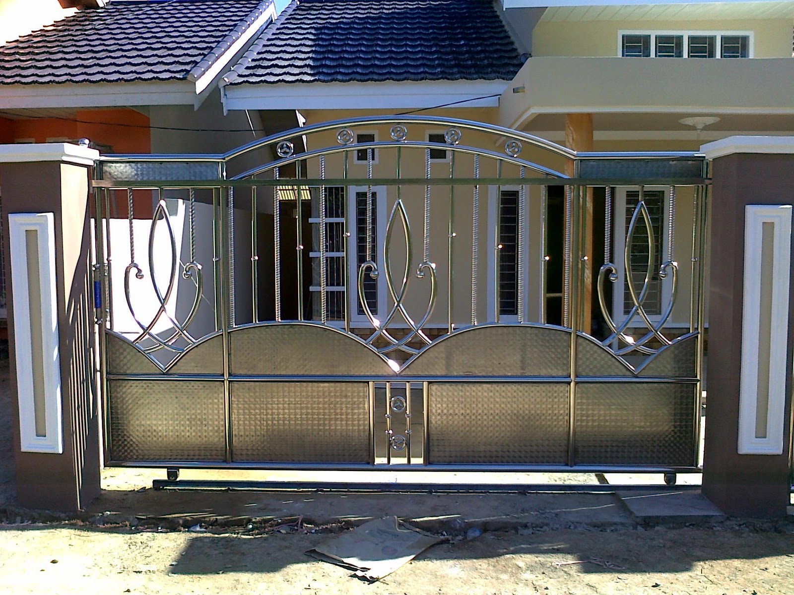 STAINLEES STEEL KOTABARU KALSEL MODEL  VARIASI PAGAR 