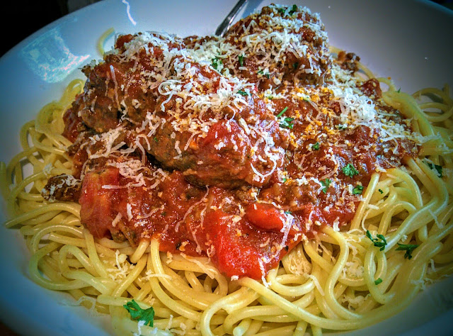 Olive Garden Spaghetti with Meatballs